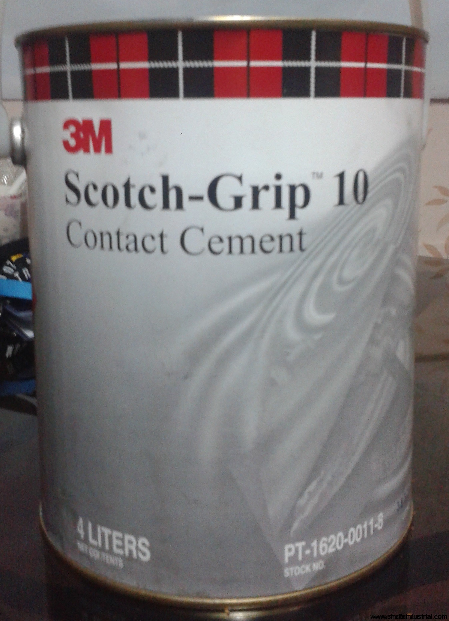 3m contact cement 10
