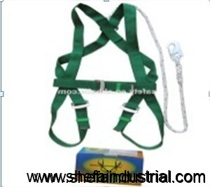 full-body-harness-single-lanyard