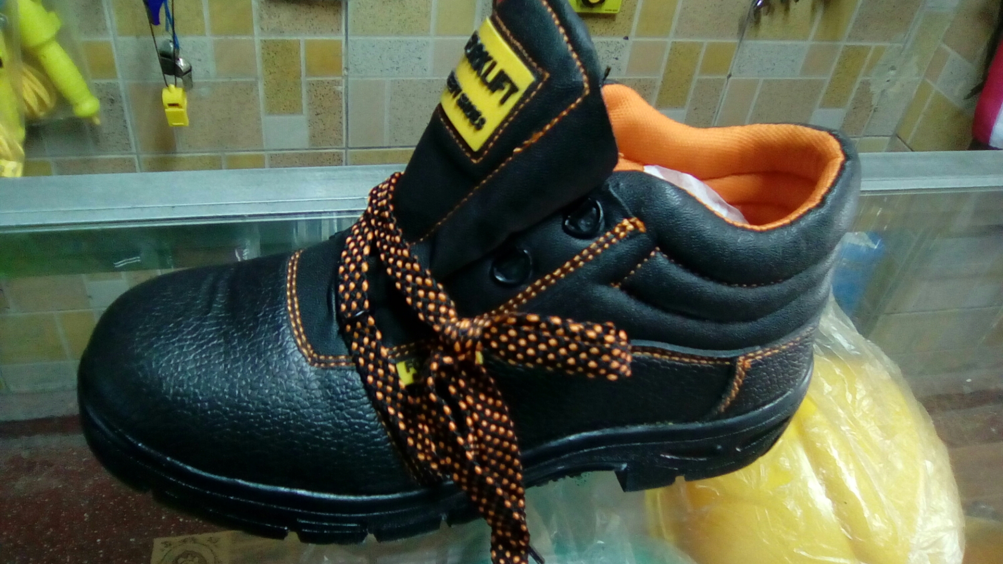 Forklift Safety Shoes – High Cut or Low 